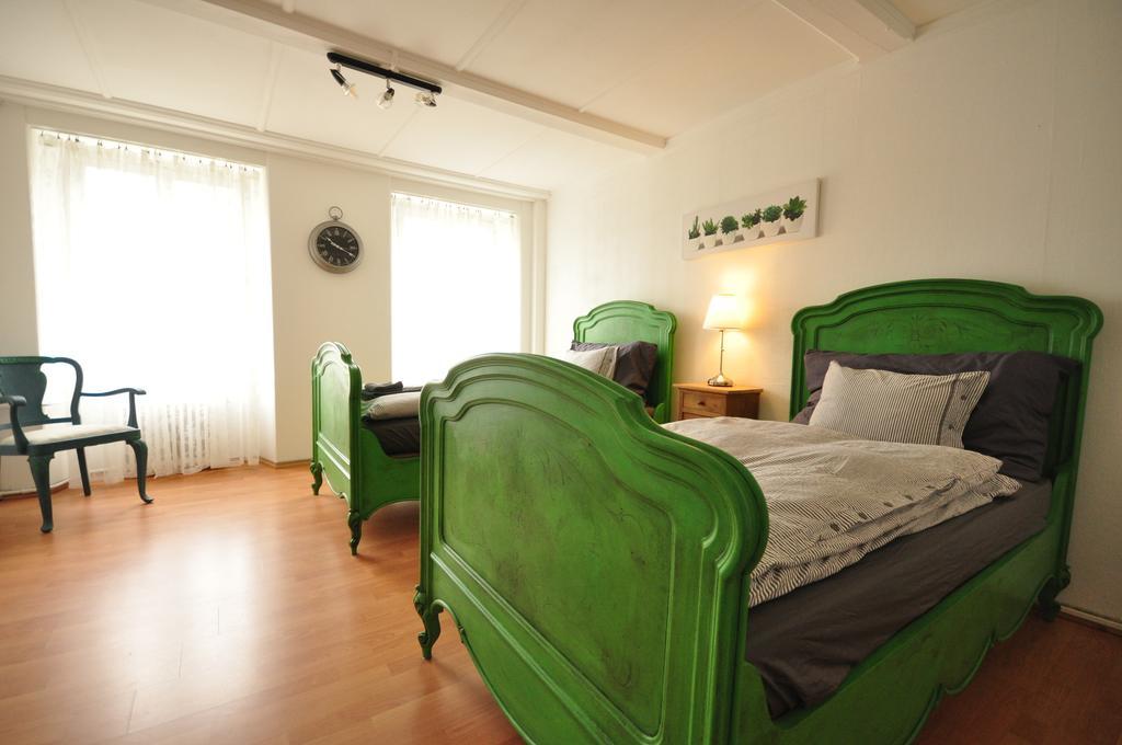 Interlaken Town House Sleeps 12 Guests Central Værelse billede